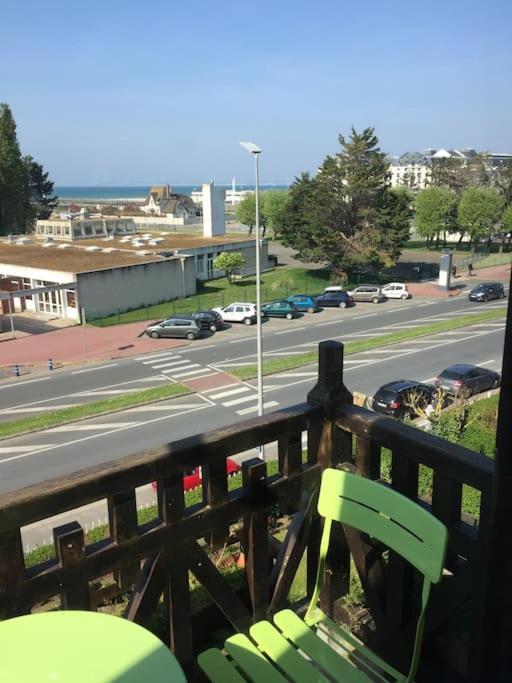 شقة Les Embruns - Le Balcon - 2Eme Etage دوفييل المظهر الخارجي الصورة